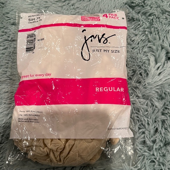 Just My Size (4 Pk) Off white Regular Panty Hose. Size 3X. Slightly Imperfect. - Picture 1 of 3
